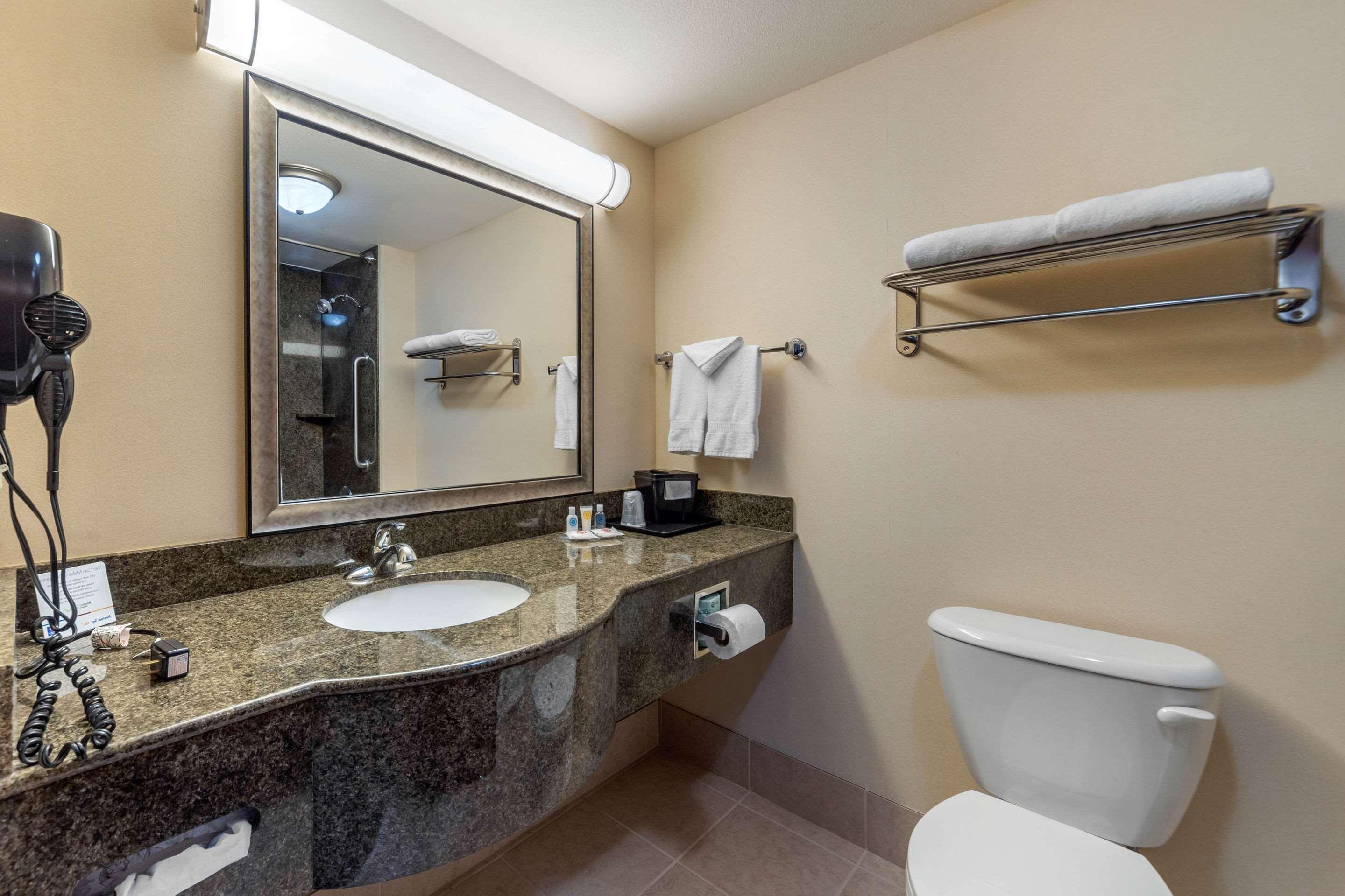 Comfort Inn & Suites Perry I-35 Buitenkant foto